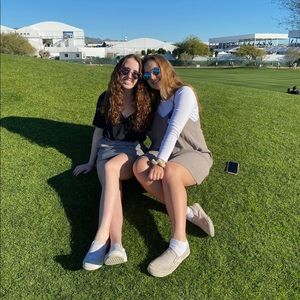 Meet your Posher, Lizzie